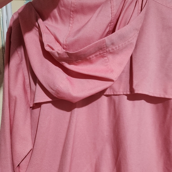 Columbia PFG Windbreaker - Picture 3 of 6